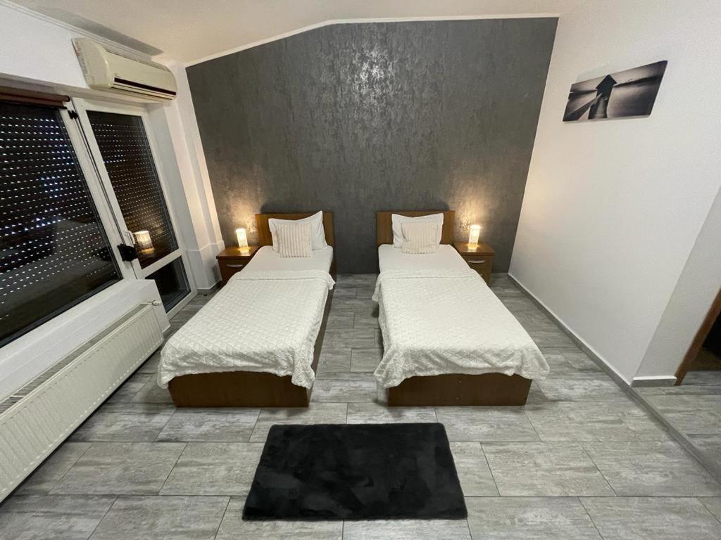 Hotel Rivoli Букурещ Екстериор снимка