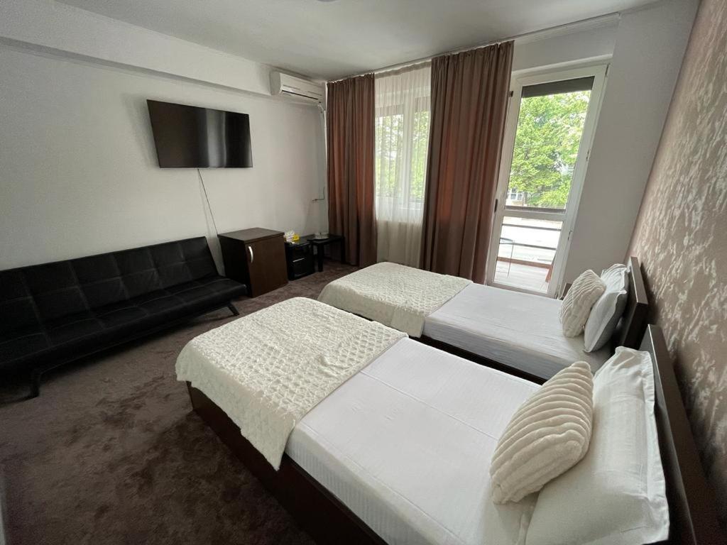 Hotel Rivoli Букурещ Екстериор снимка