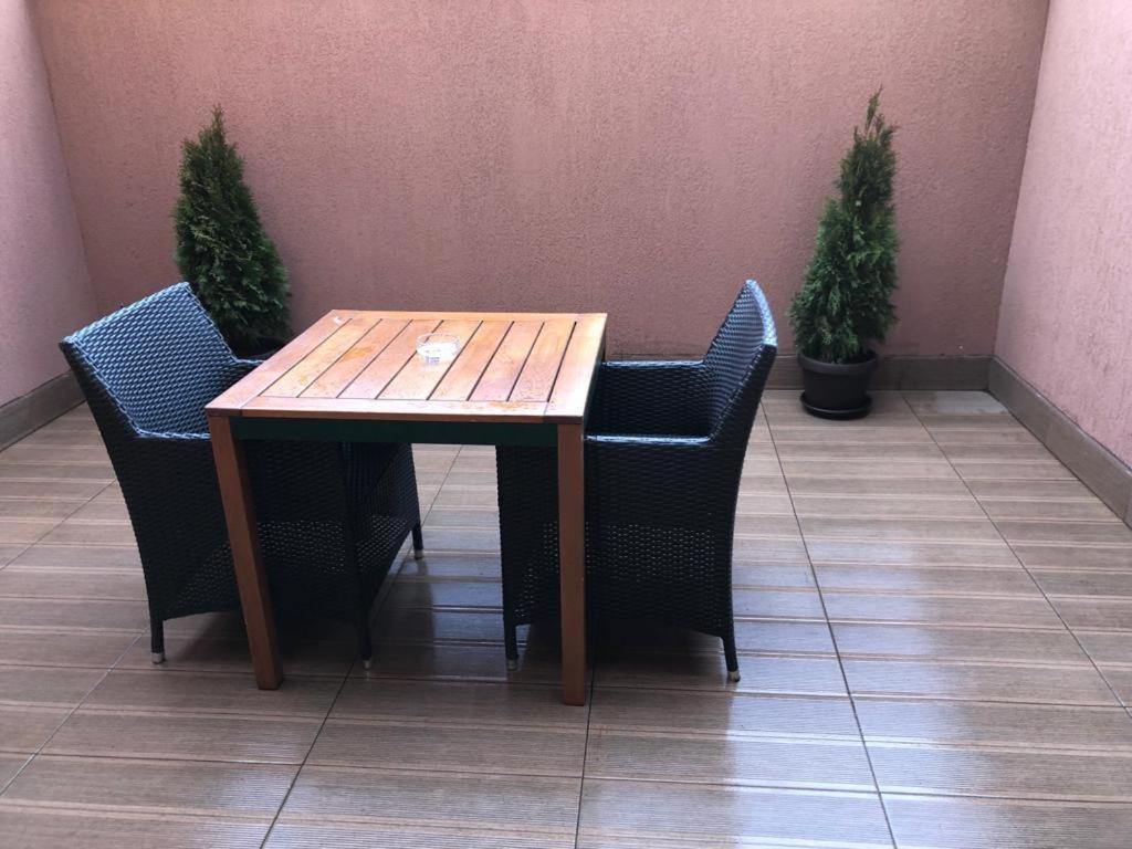 Hotel Rivoli Букурещ Екстериор снимка
